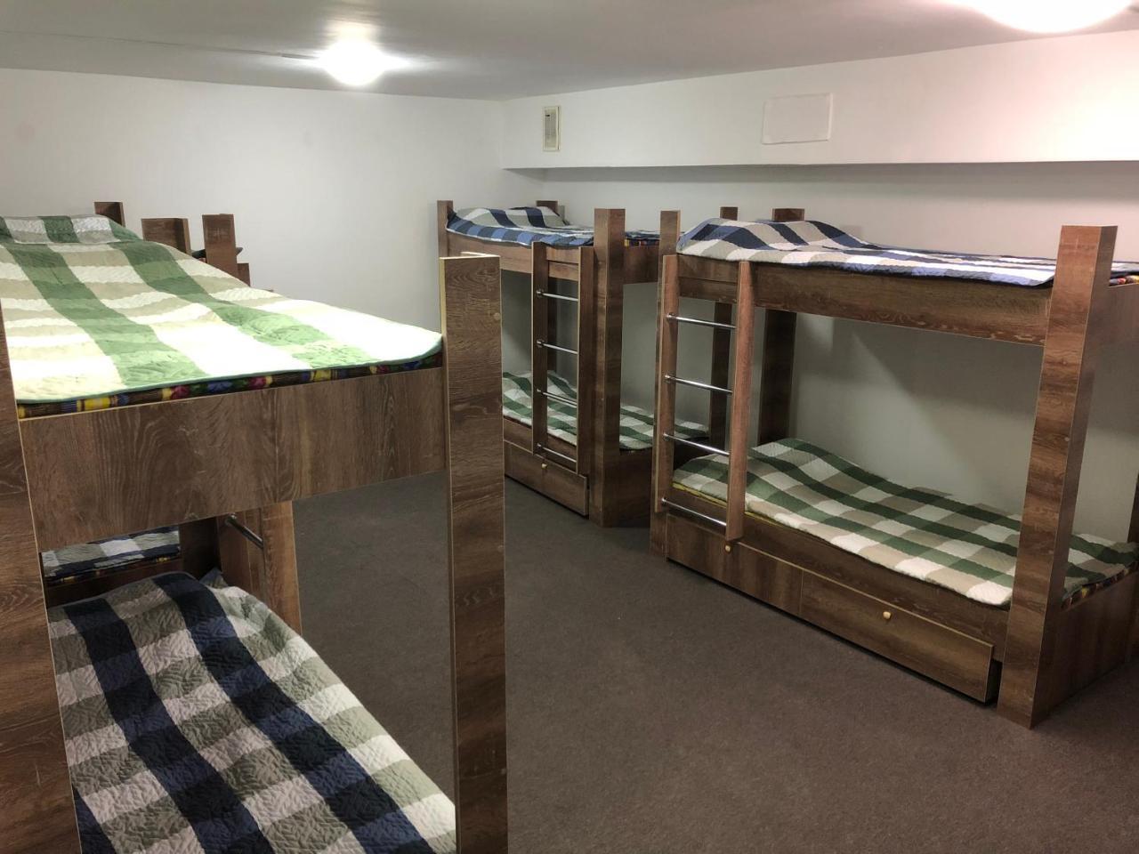 Apple City Hostel Алматы Экстерьер фото